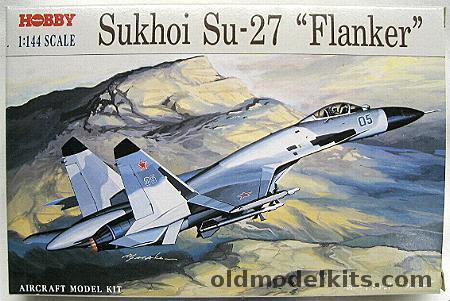 Hobby 1/144 Sukhoi Su-27 Flanker, J06-250 plastic model kit